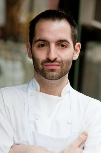 Mario Carbone